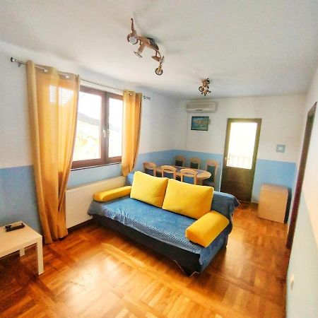 Plavi Apartman Airport Belgrade Exterior photo